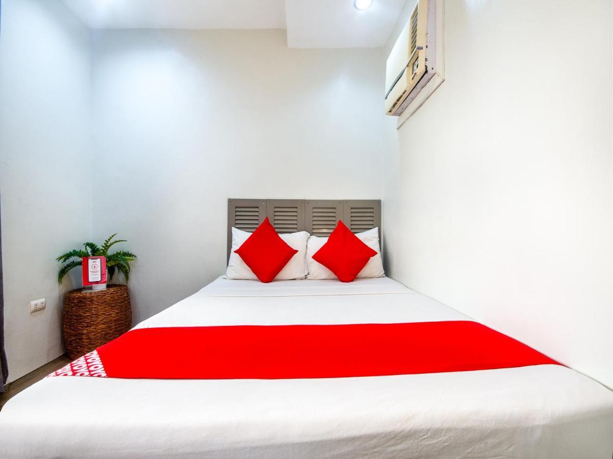 Oyo 443 Maria Cristina Arcade Suites Cebu Exteriör bild