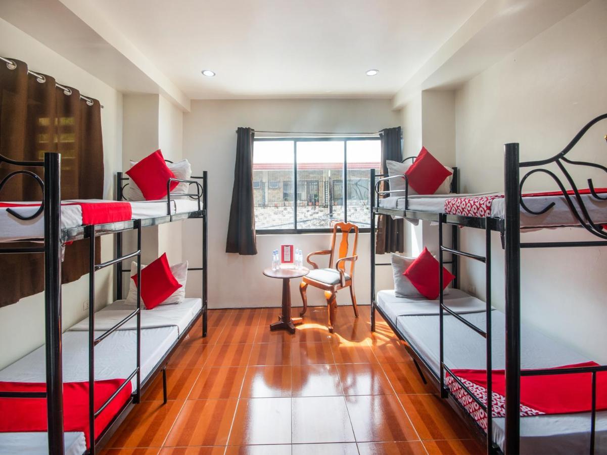Oyo 443 Maria Cristina Arcade Suites Cebu Exteriör bild