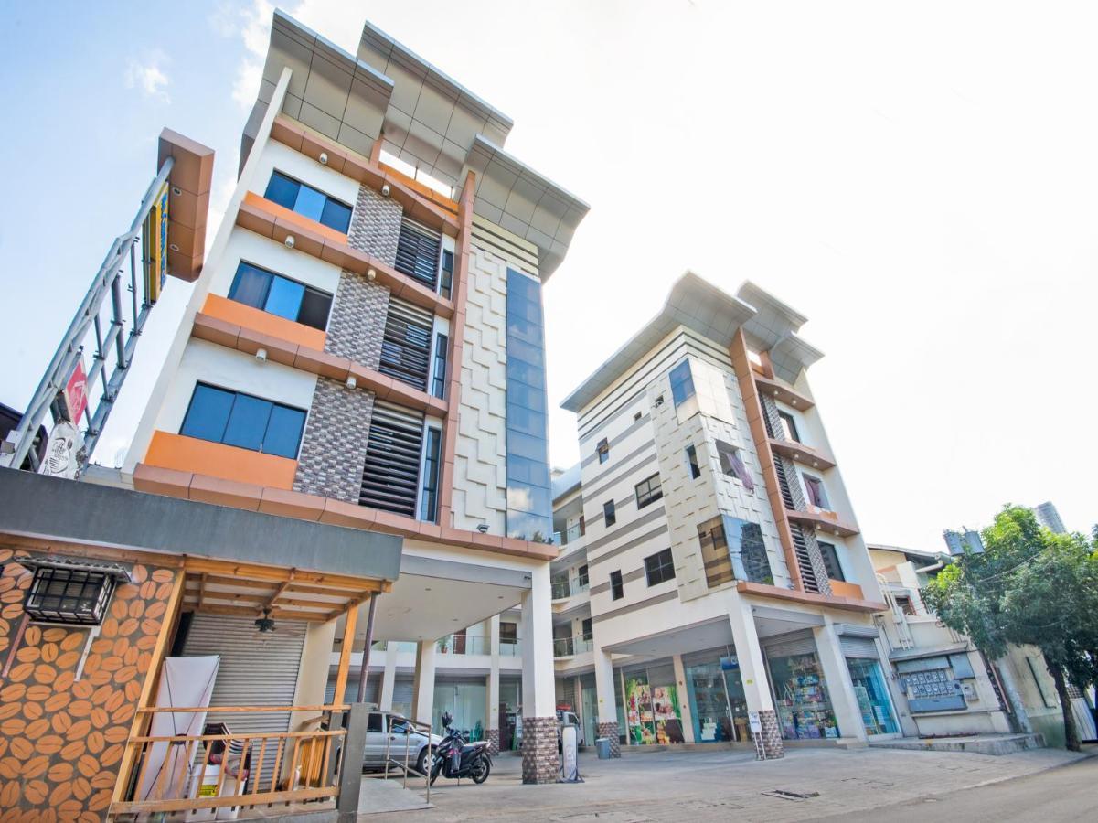 Oyo 443 Maria Cristina Arcade Suites Cebu Exteriör bild