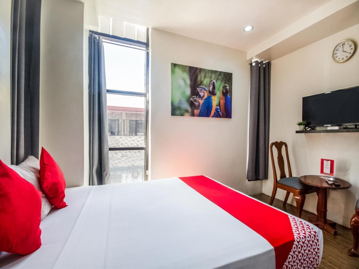 Oyo 443 Maria Cristina Arcade Suites Cebu Exteriör bild