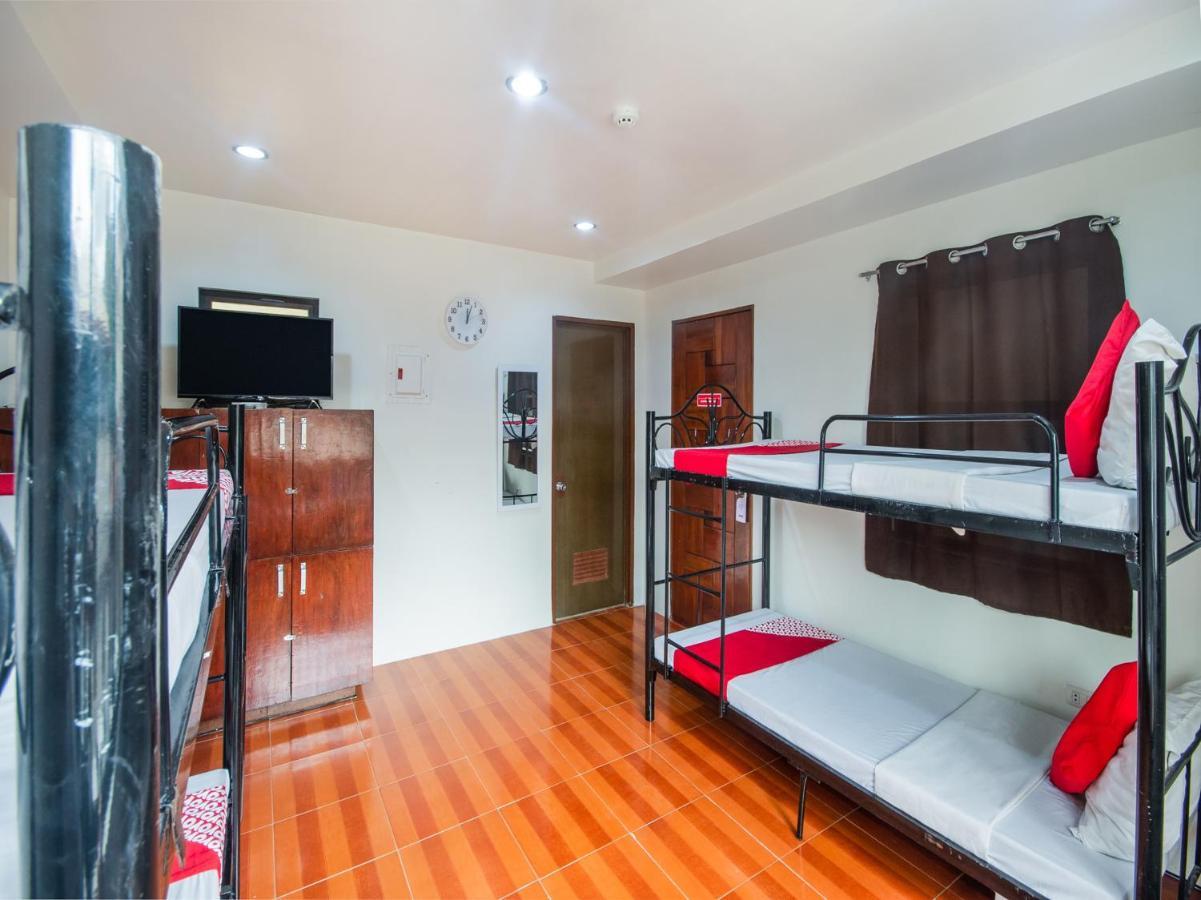 Oyo 443 Maria Cristina Arcade Suites Cebu Exteriör bild
