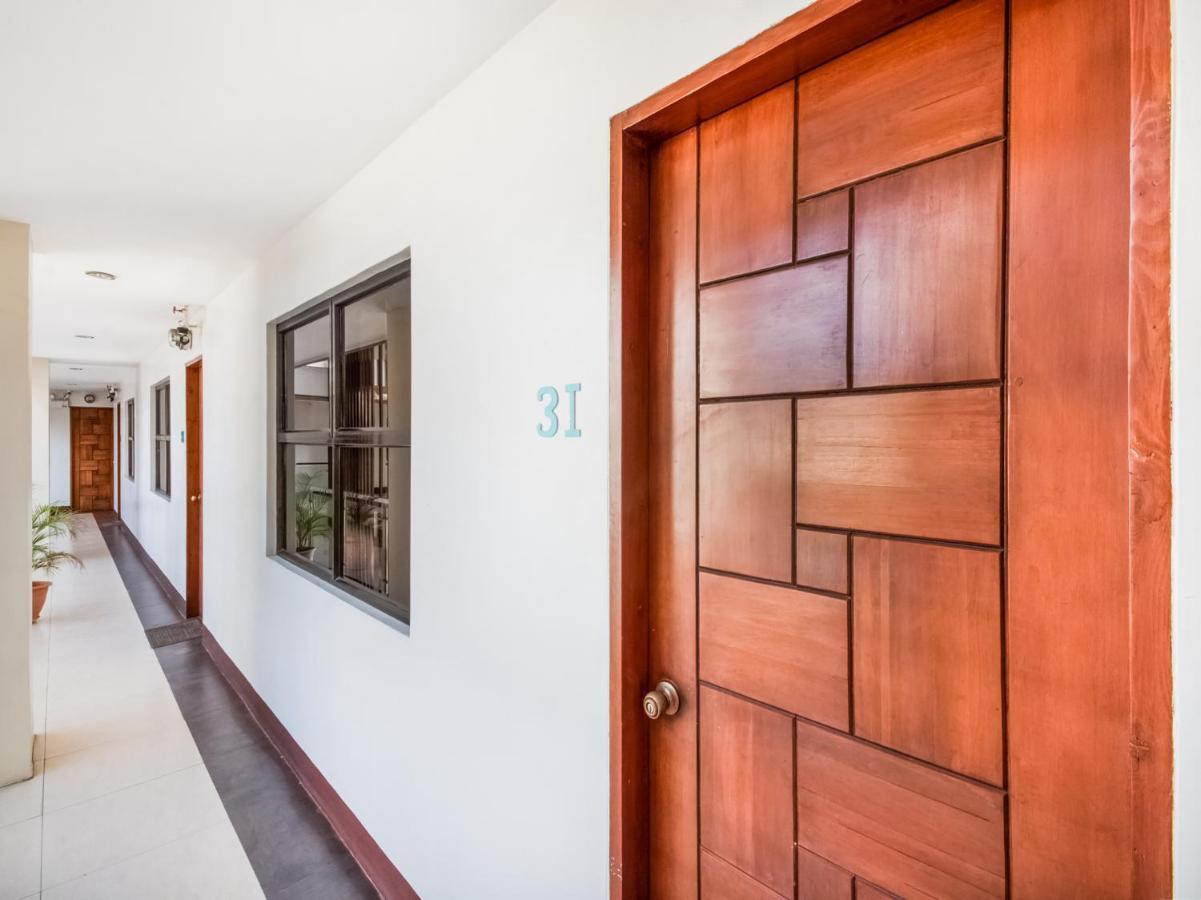 Oyo 443 Maria Cristina Arcade Suites Cebu Exteriör bild