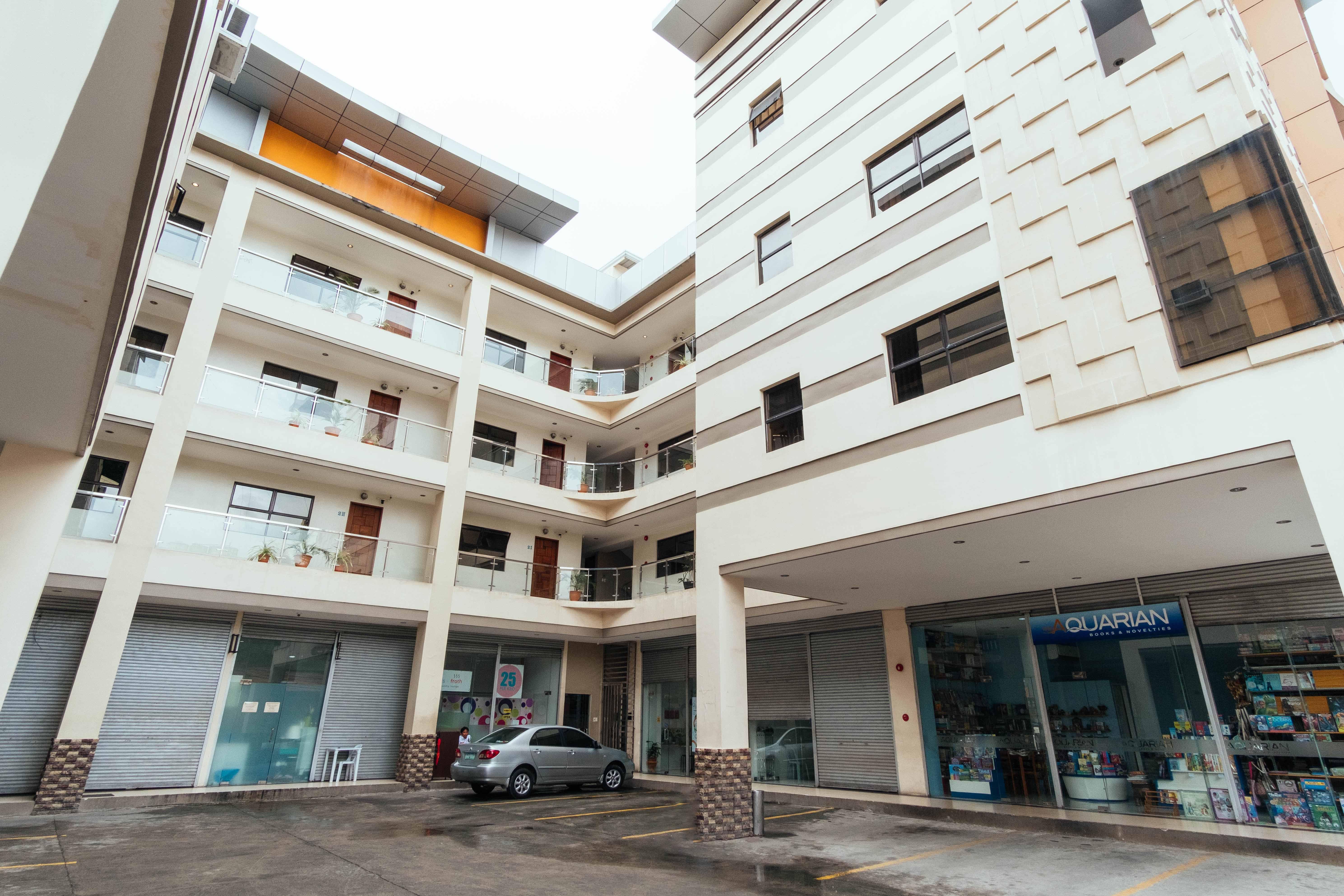 Oyo 443 Maria Cristina Arcade Suites Cebu Exteriör bild