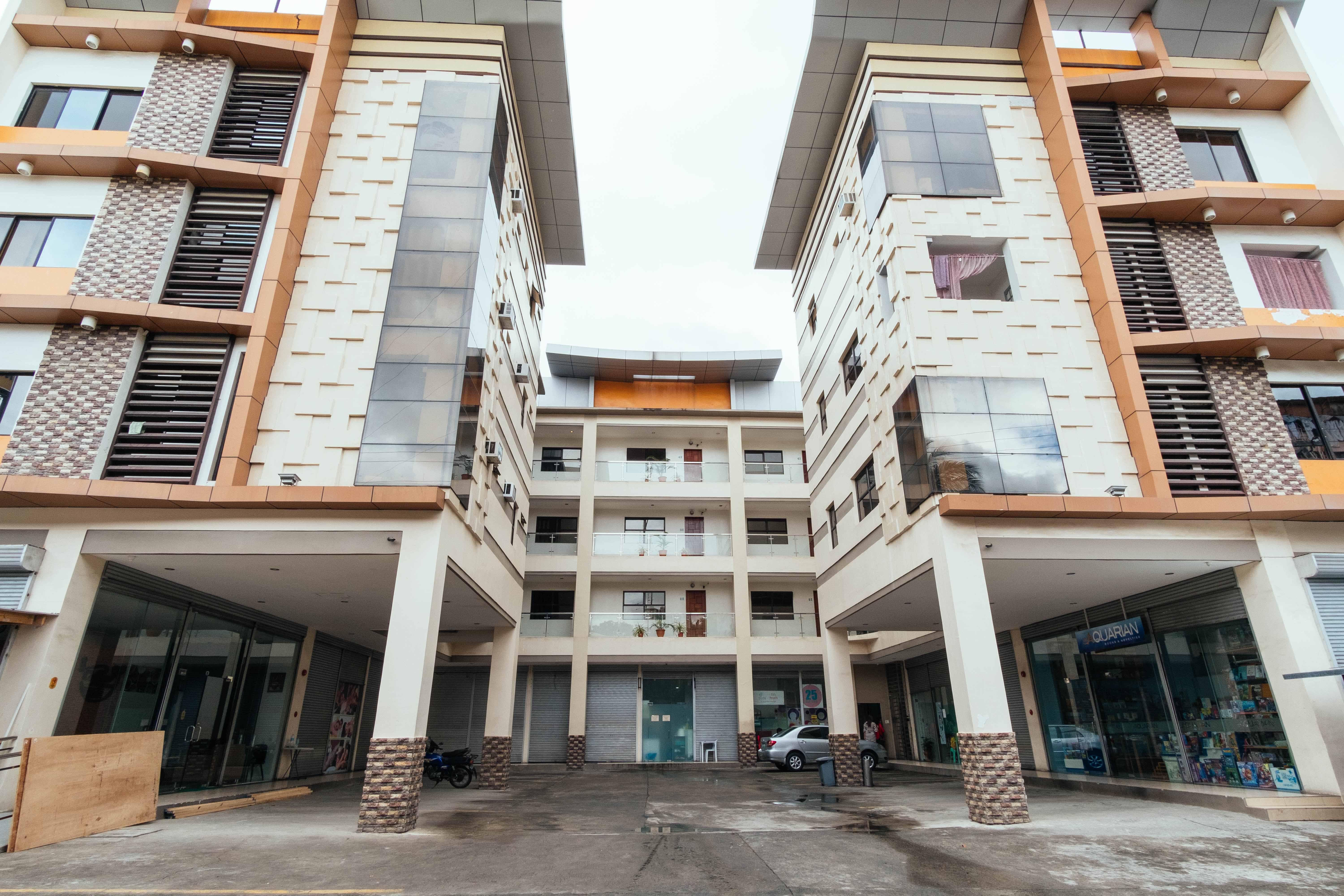 Oyo 443 Maria Cristina Arcade Suites Cebu Exteriör bild
